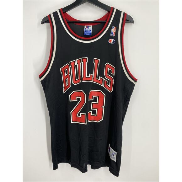 Vintage Champion Chicago Bulls Michael Jordan #23 Jersey Size 44 Black/Red 921 - Picture 1 of 7
